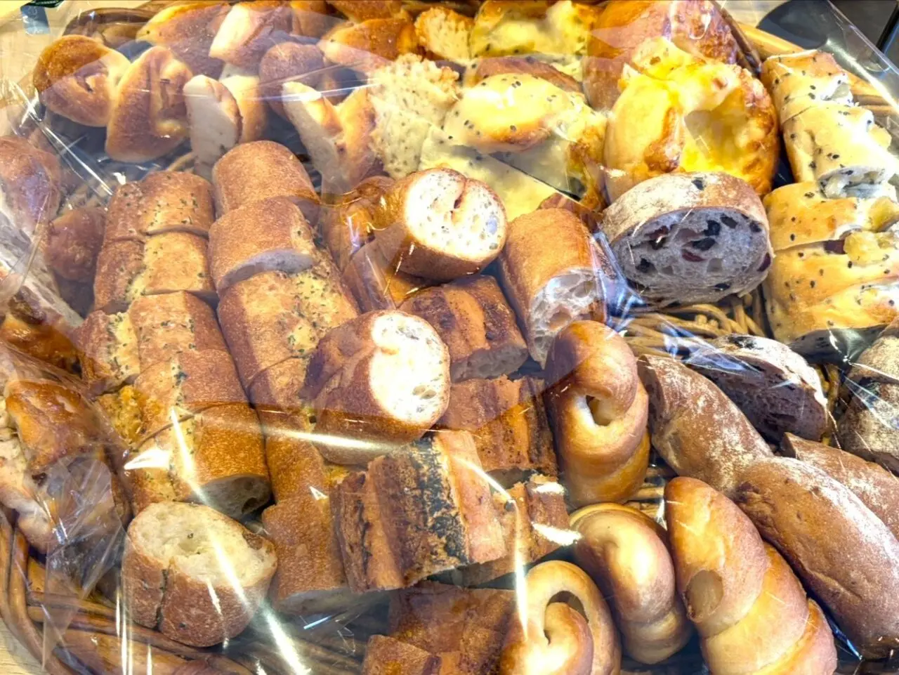 多治見市アルティジャーノビュッフェ