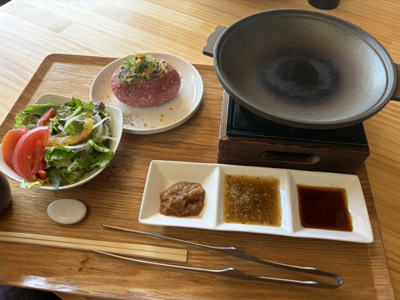 恵那市肉カフェ頂