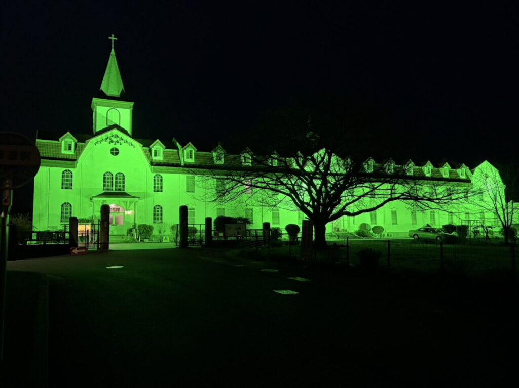 多治見市修道院ライトアップ