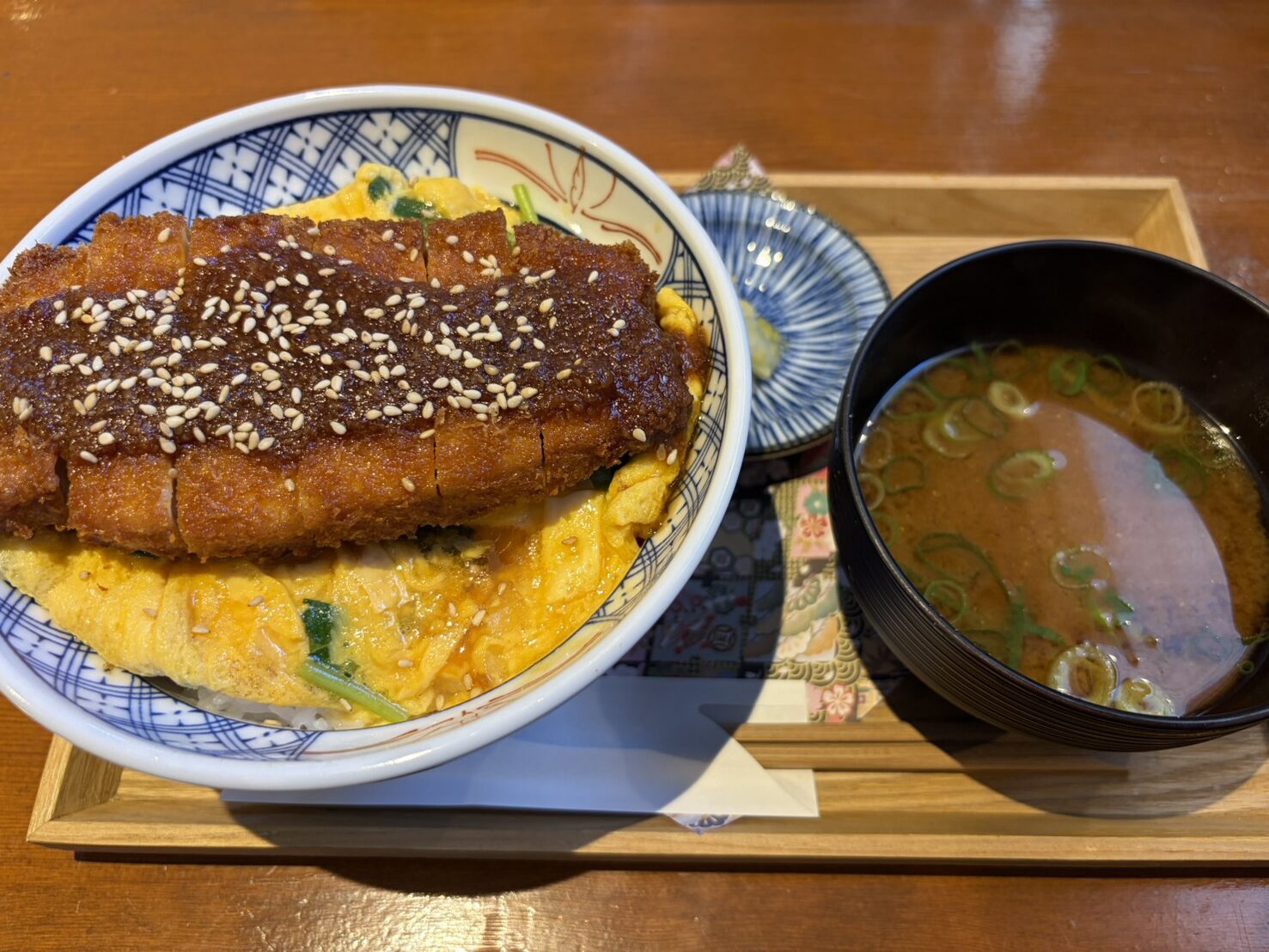 多治見市とじないかつ丼